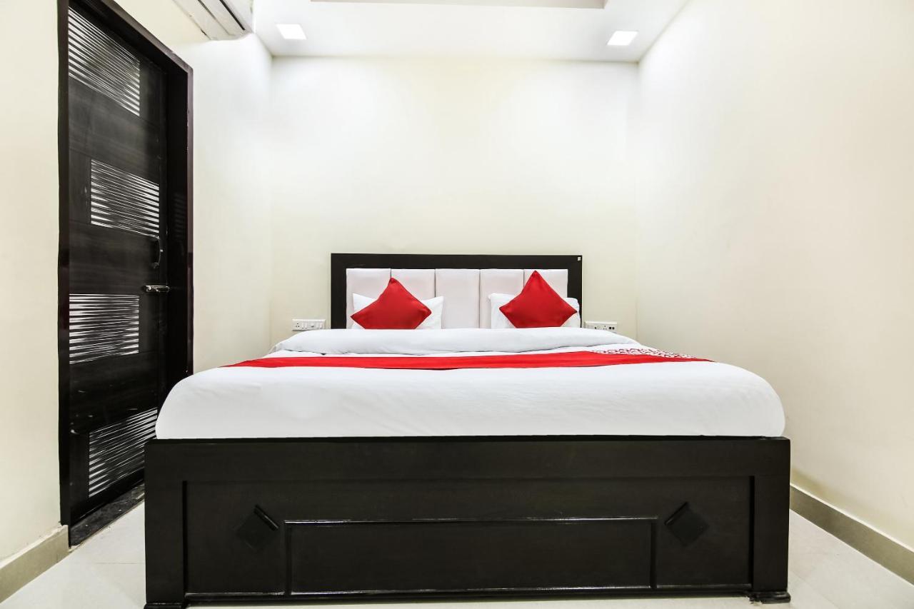OYO 67353 Hotel Magnum Hisār Buitenkant foto