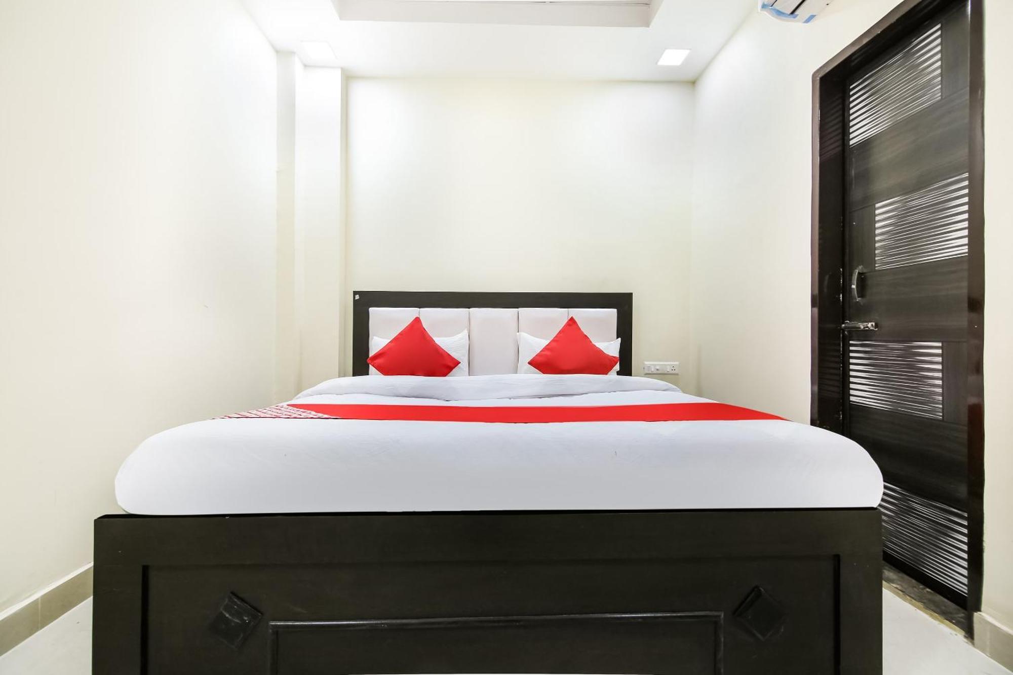 OYO 67353 Hotel Magnum Hisār Buitenkant foto